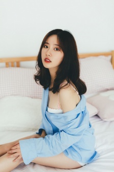 我爸比我小四岁